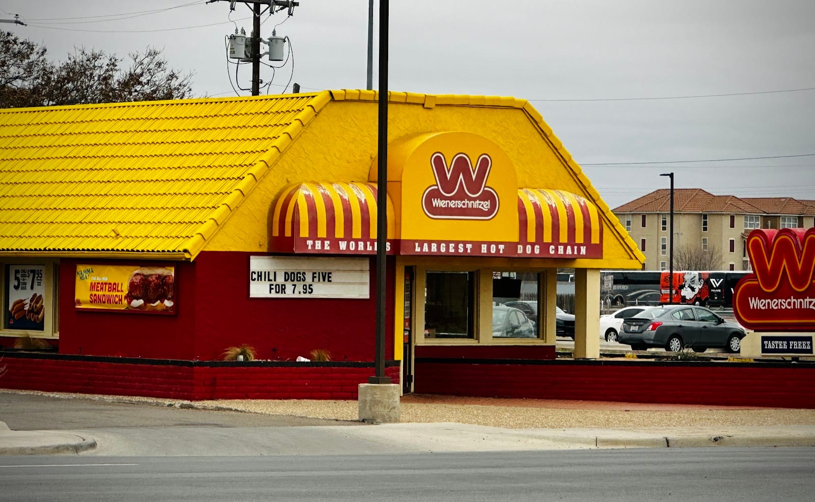 Wienerschnitzel, photo 2
