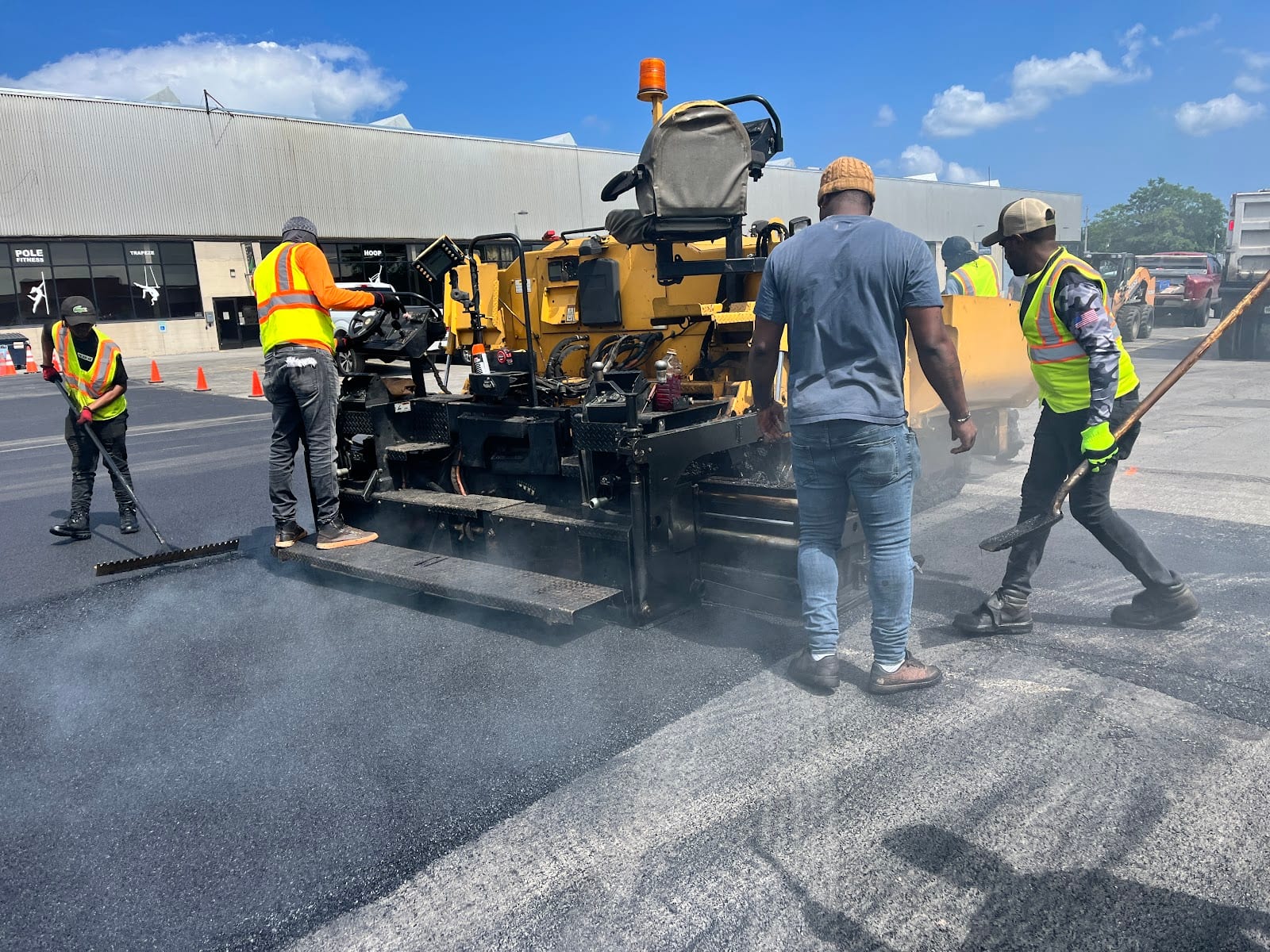Everblak Paving