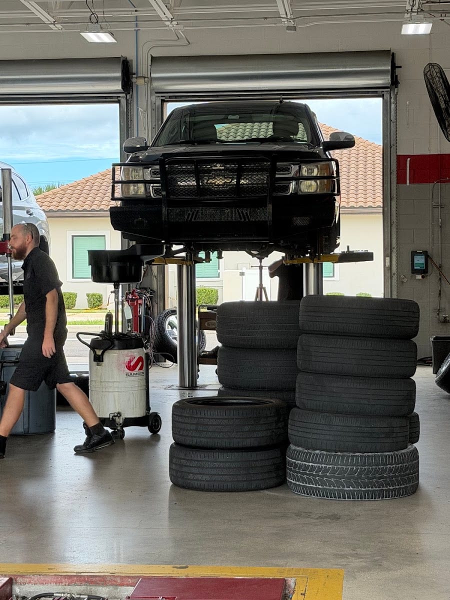 Tire Kingdom, photo 3