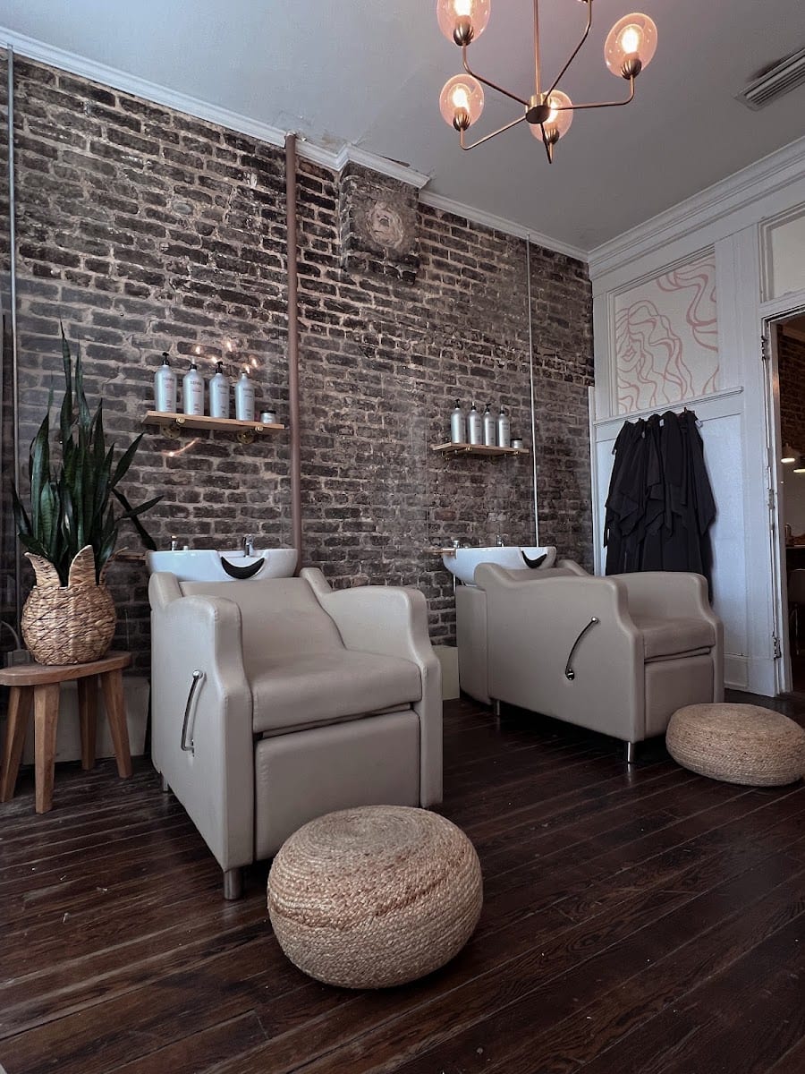 BLONDIE the Salon