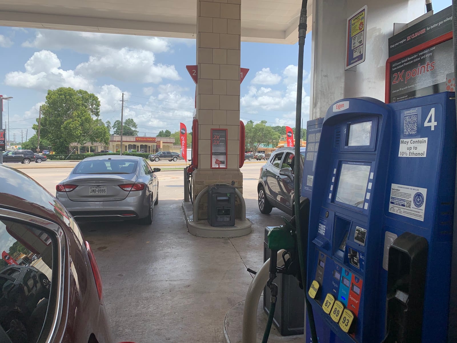 Exxon, photo 3