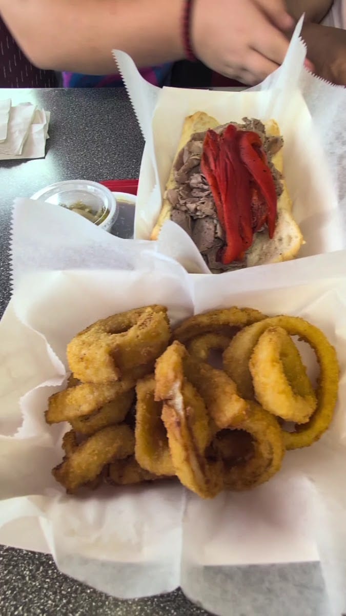 Mel's Hot Dogs, photo 3
