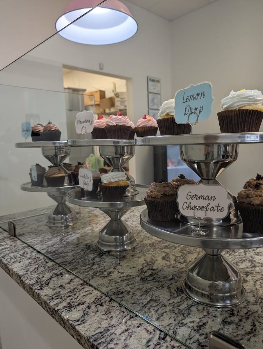Smallcakes Lantana - Cupcakes, Cakes & Treats