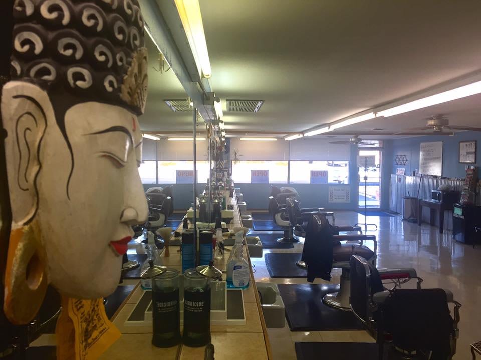 A Tucson Barbershop, photo 3
