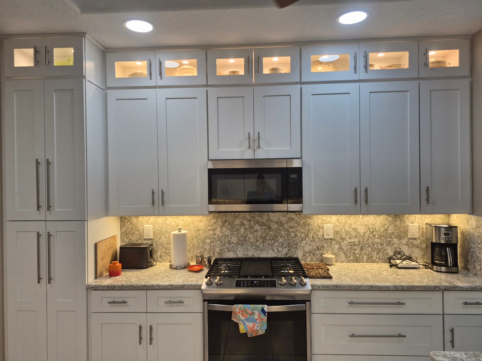 First Class Flooring & Cabinet Design