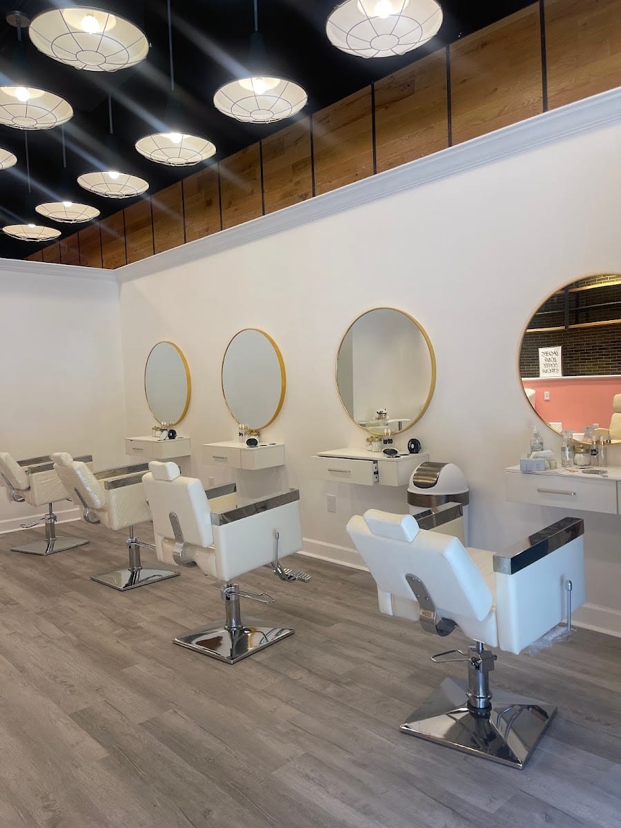 Usha's Salon - Outlets of Little Rock, photo 2