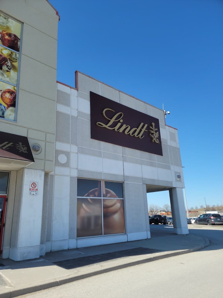 Lindt Chocolate Shop - Scarborough, photo 2