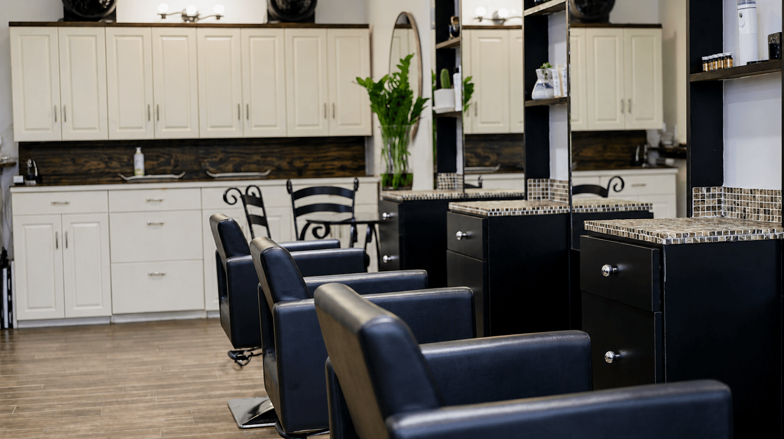 Salon Emiko