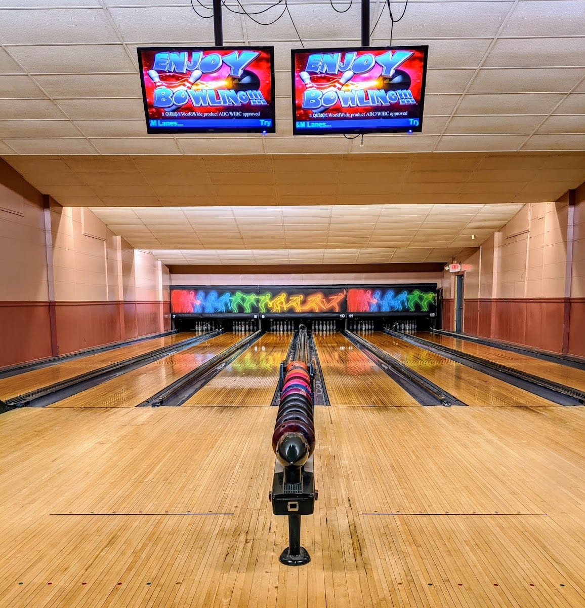 L&M Lanes