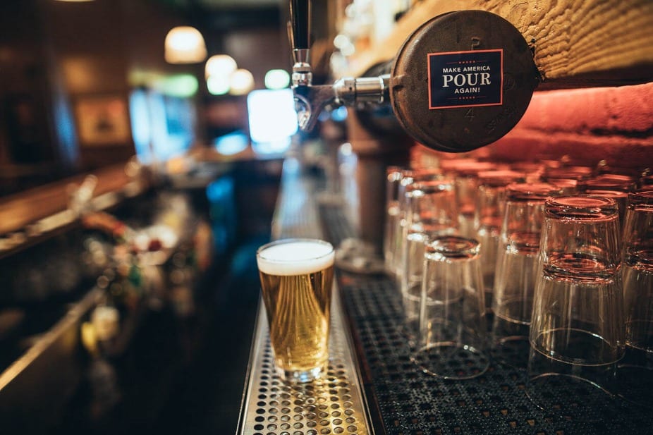 Louie's Bar