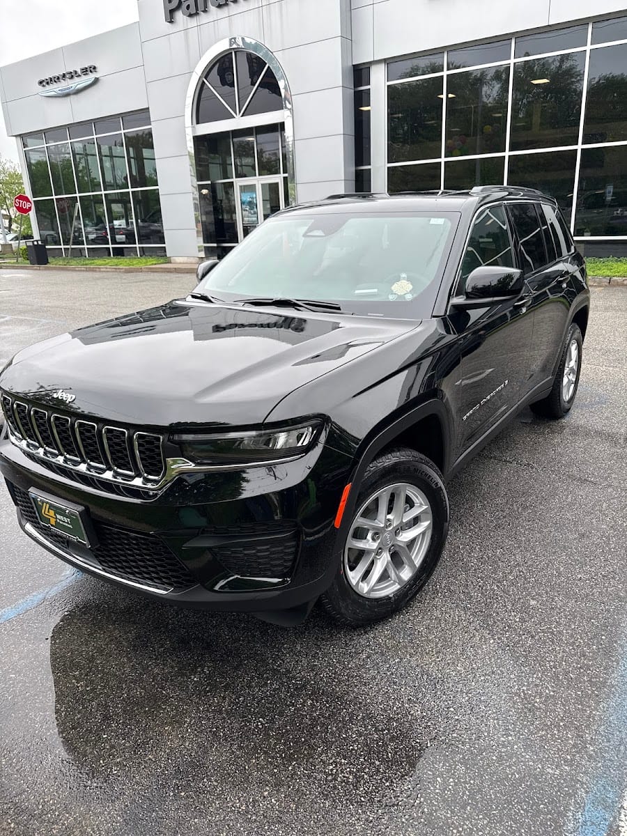 Chrysler Dodge Jeep of Paramus, photo 4