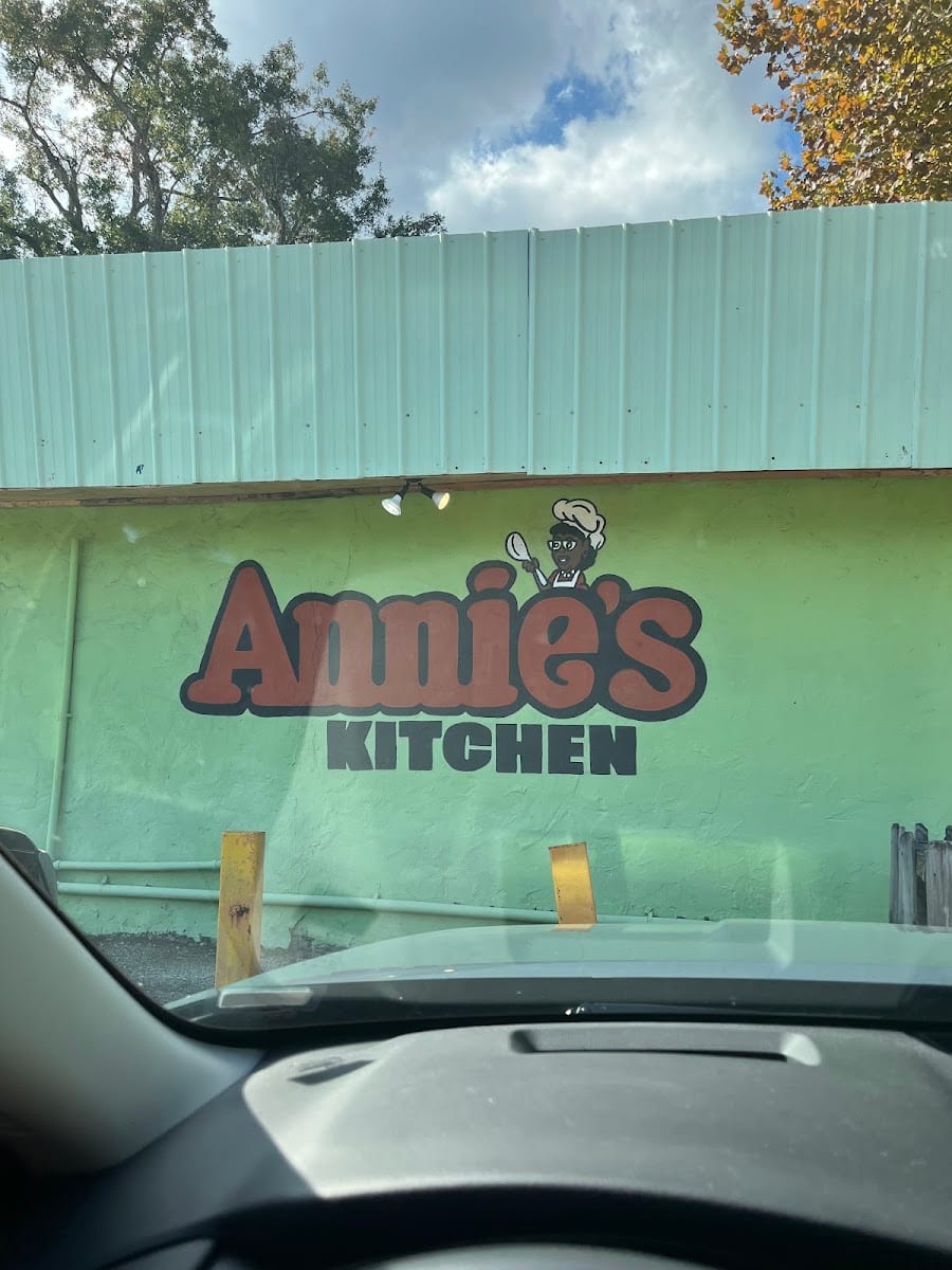 Annie's Kitchen | Soul Food, photo 3