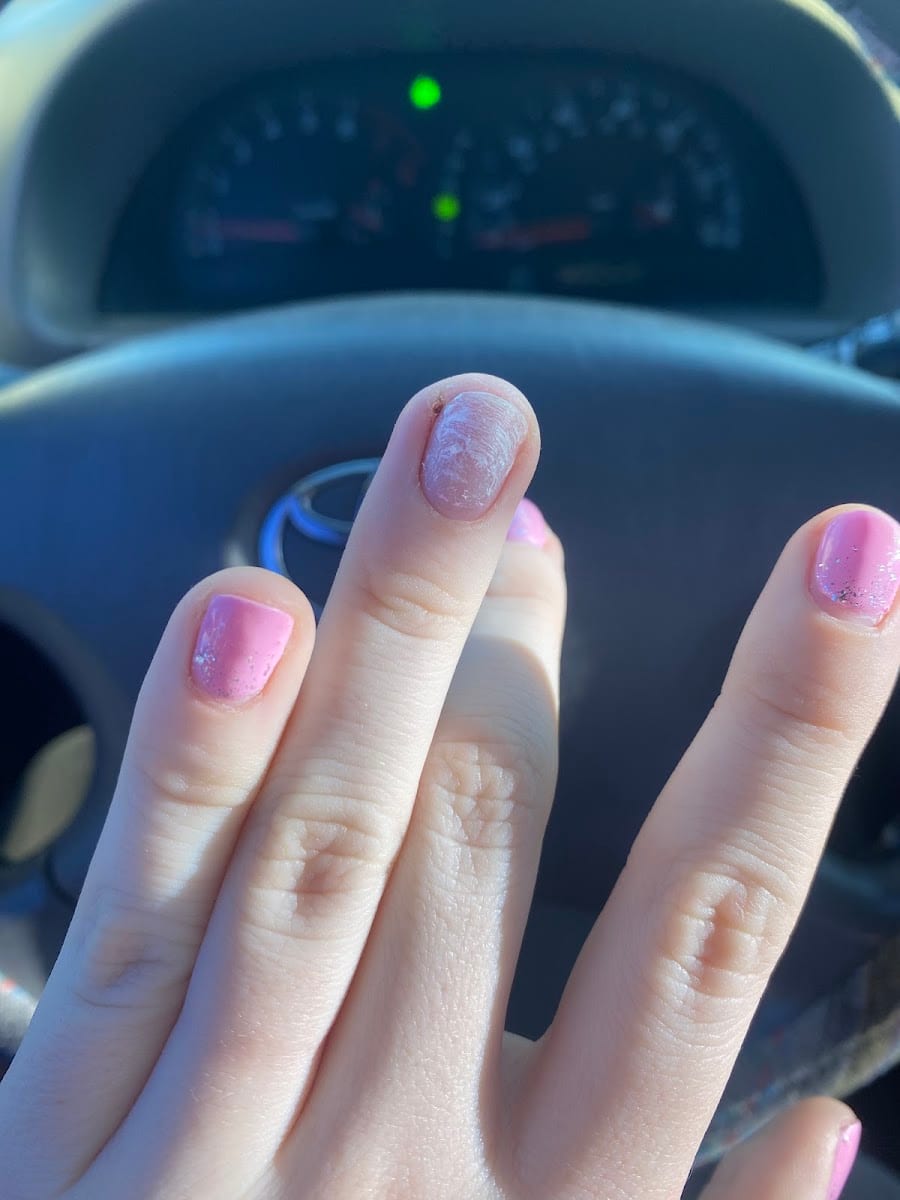 Four Seasons Nail Salon