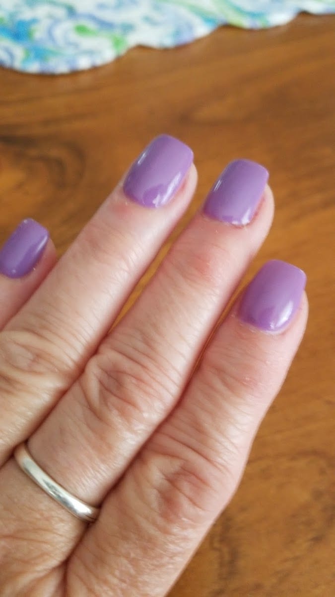 Queen Nails