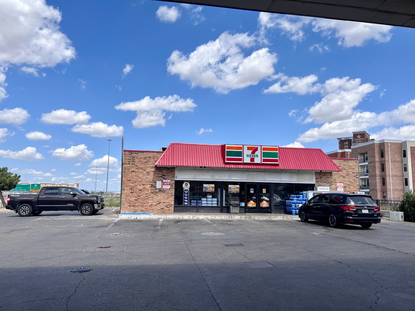 DK Gas Station, photo 3