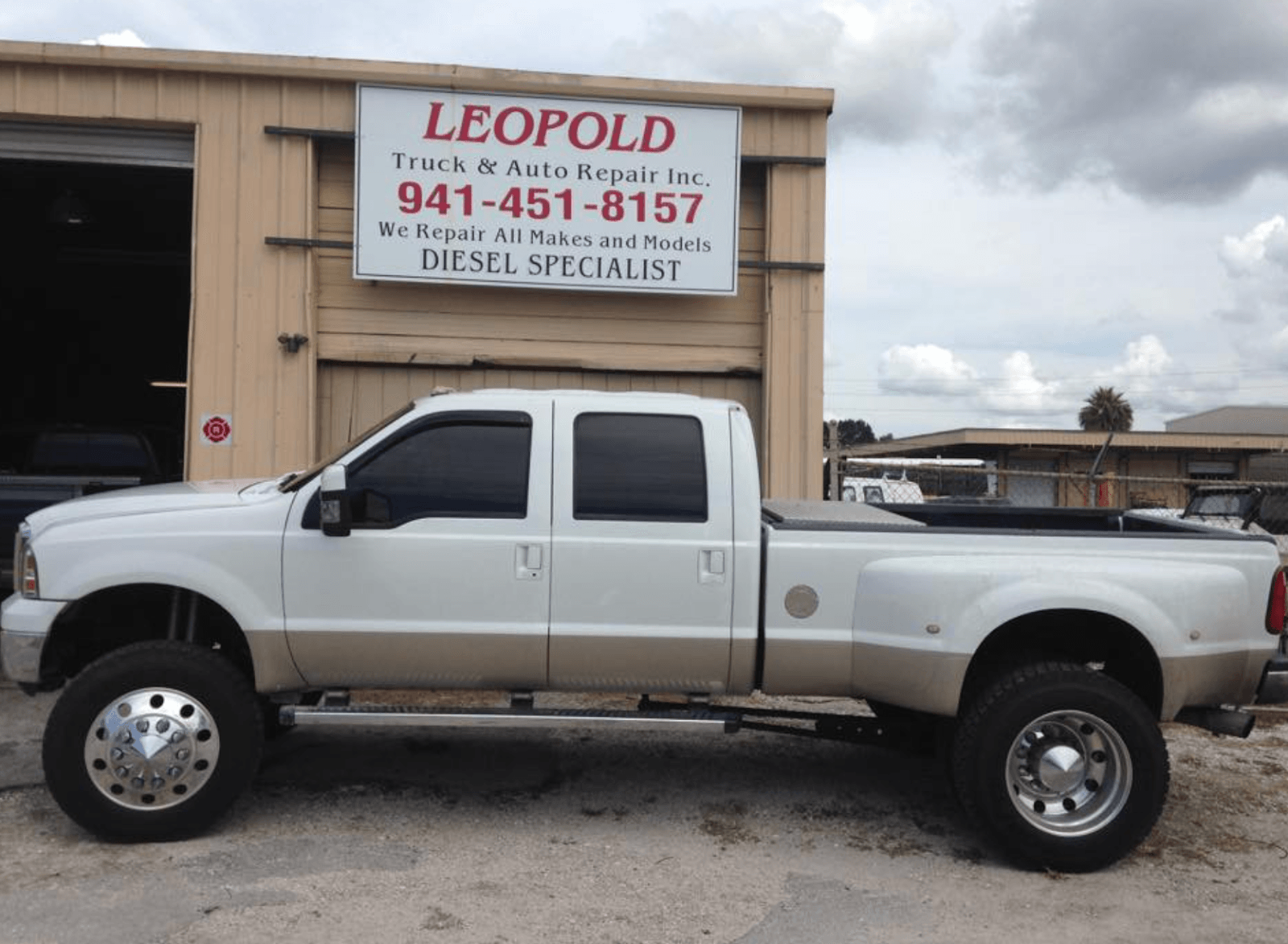 Leopold Truck & Auto Repair, photo 4