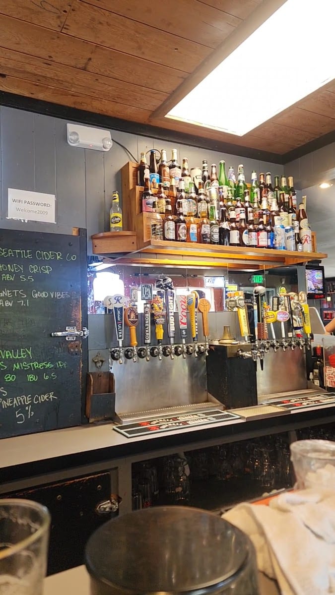 Historic 2 Mile House Pub & Eatery, photo 3