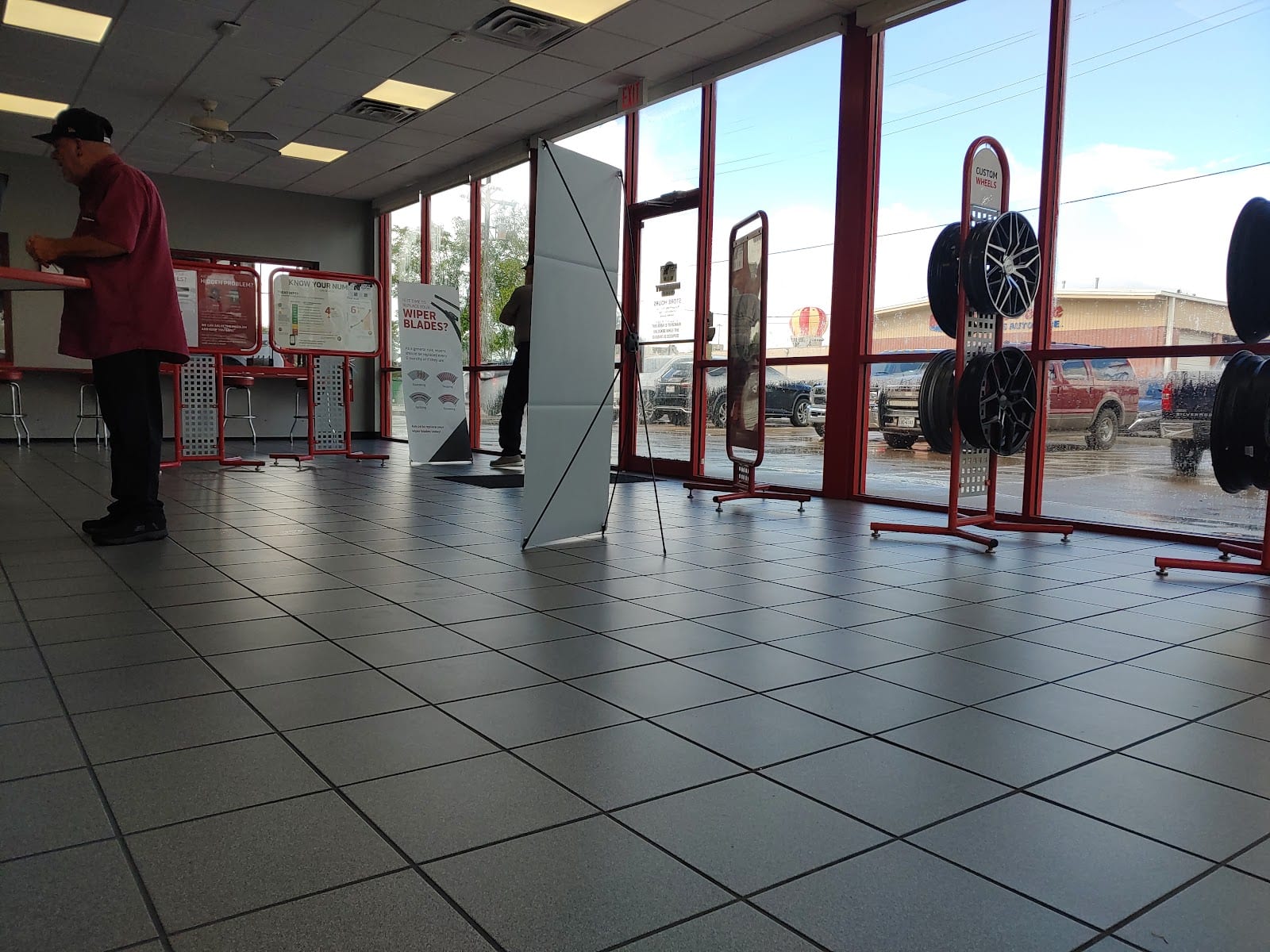 Discount Tire, photo 4