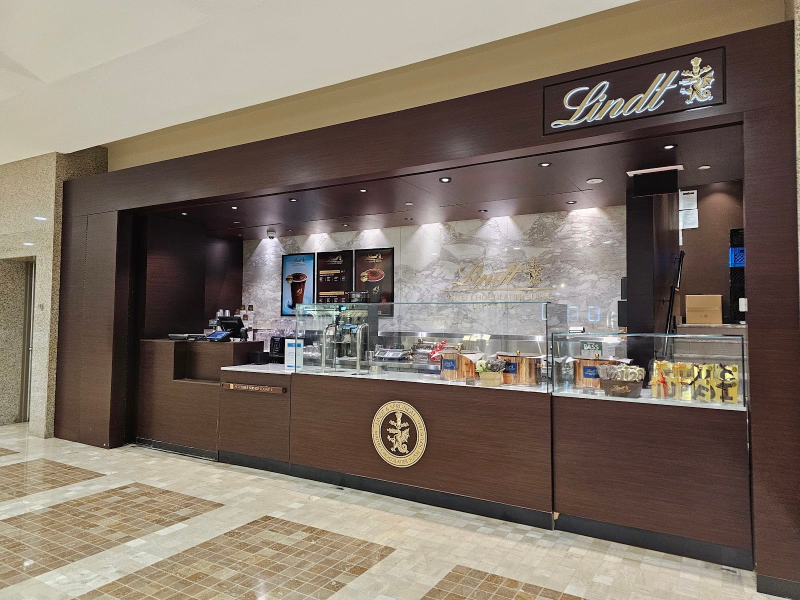 Lindt Chocolate Shop - Toronto PATH, photo 2