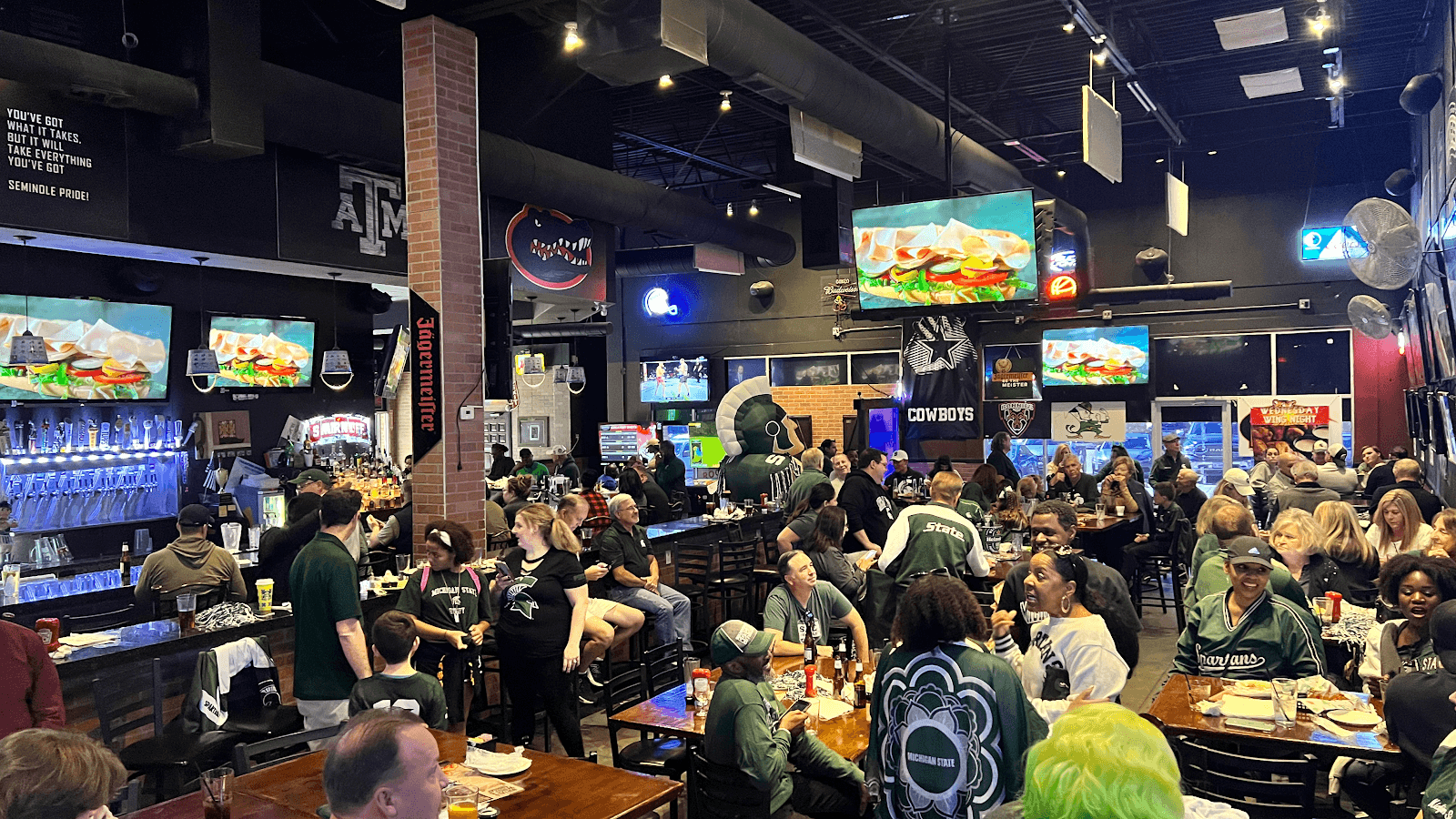 Tailgaters Sports Bar