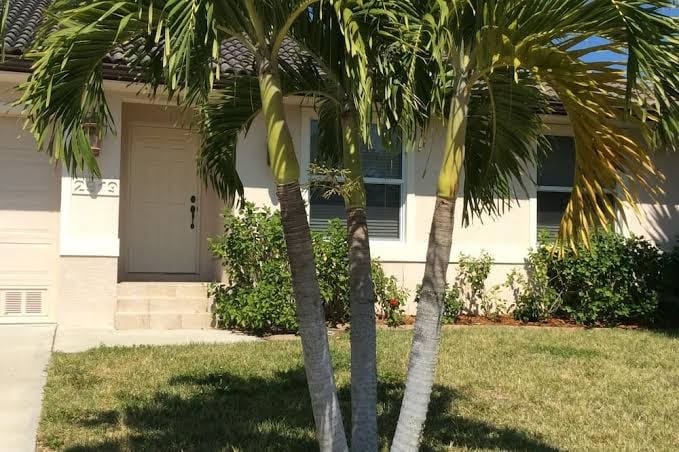 "Cozy 2-bed, 1-bath retreat in peaceful Charlotte Park, Punta Gorda!, photo 3