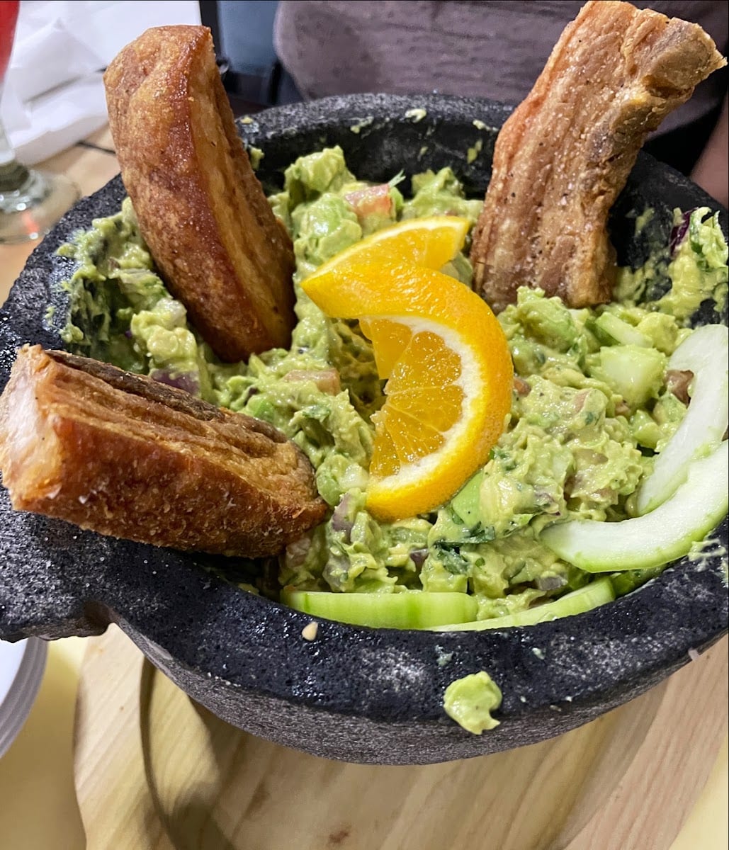 Las Mamalonas Mexican Bar & Grill