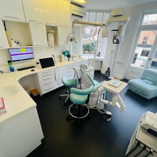 Russell Avenue Dental and Implant Centre - St Albans, photo 2