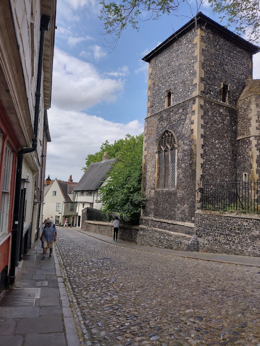 Hungate Medieval Art, photo 2