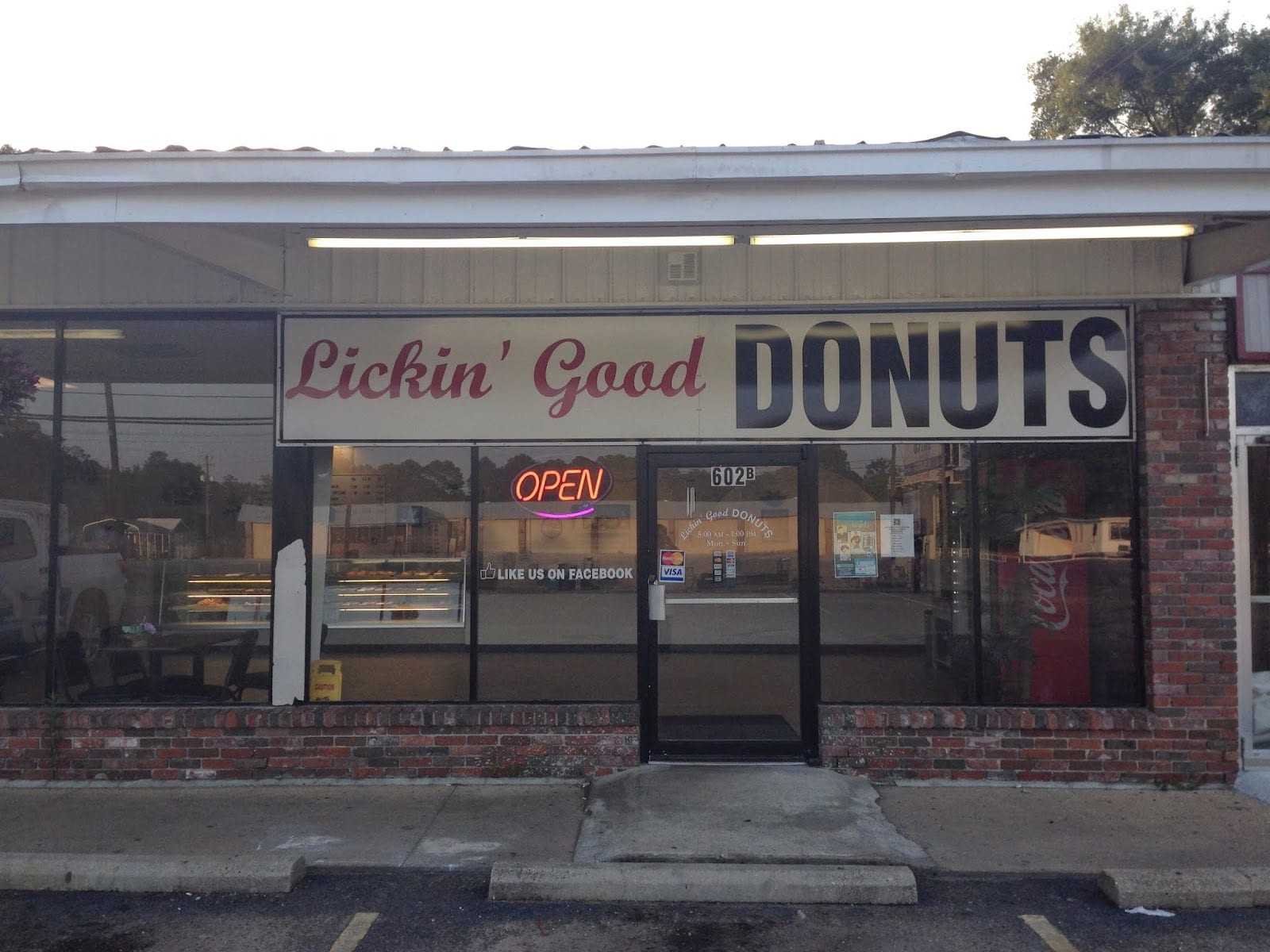 Lickin Good Donuts, photo 3