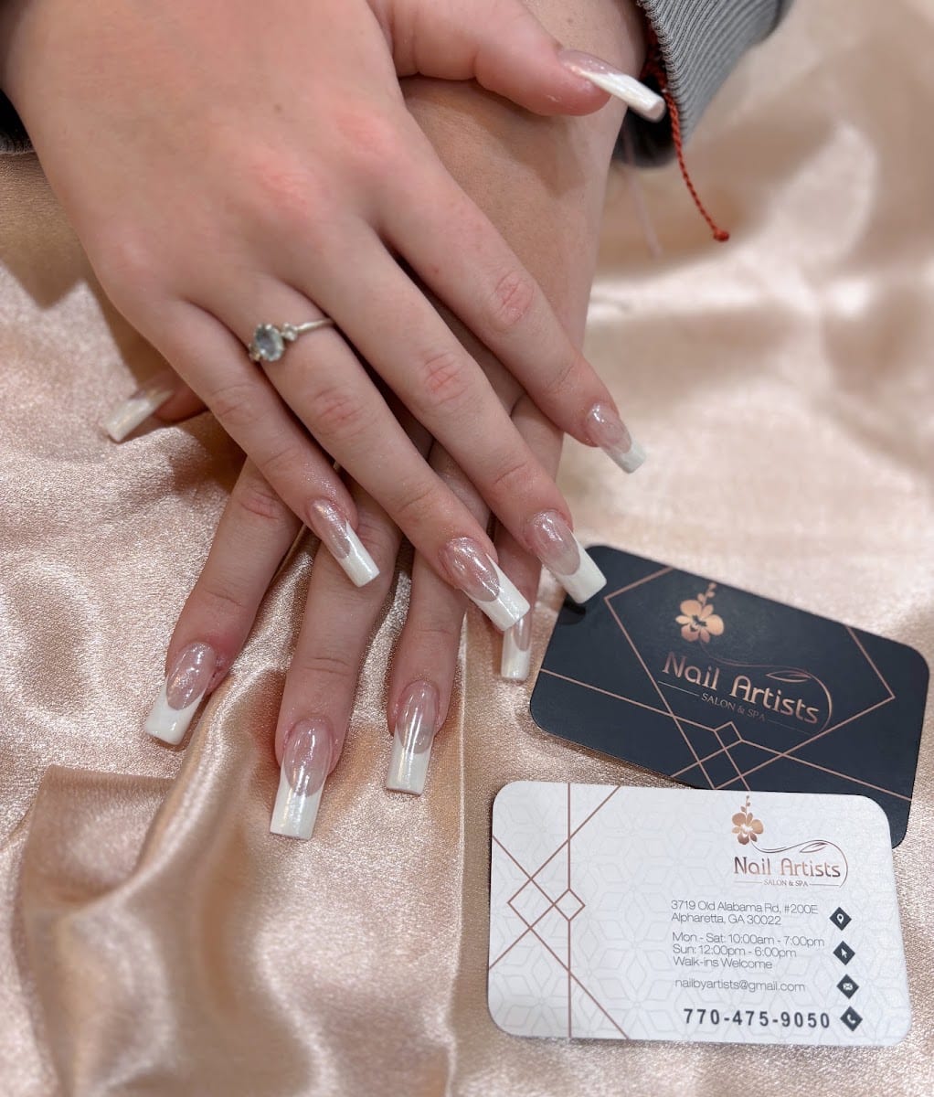 Nail Artists
