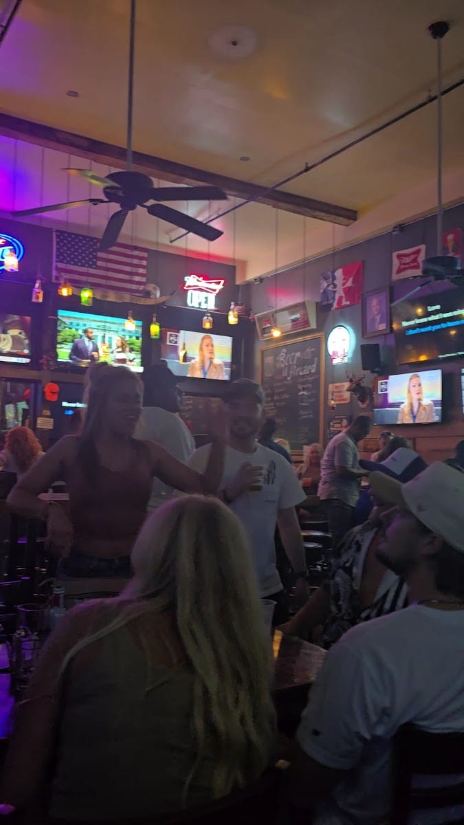 Brewski's Pub & Grub, photo 3