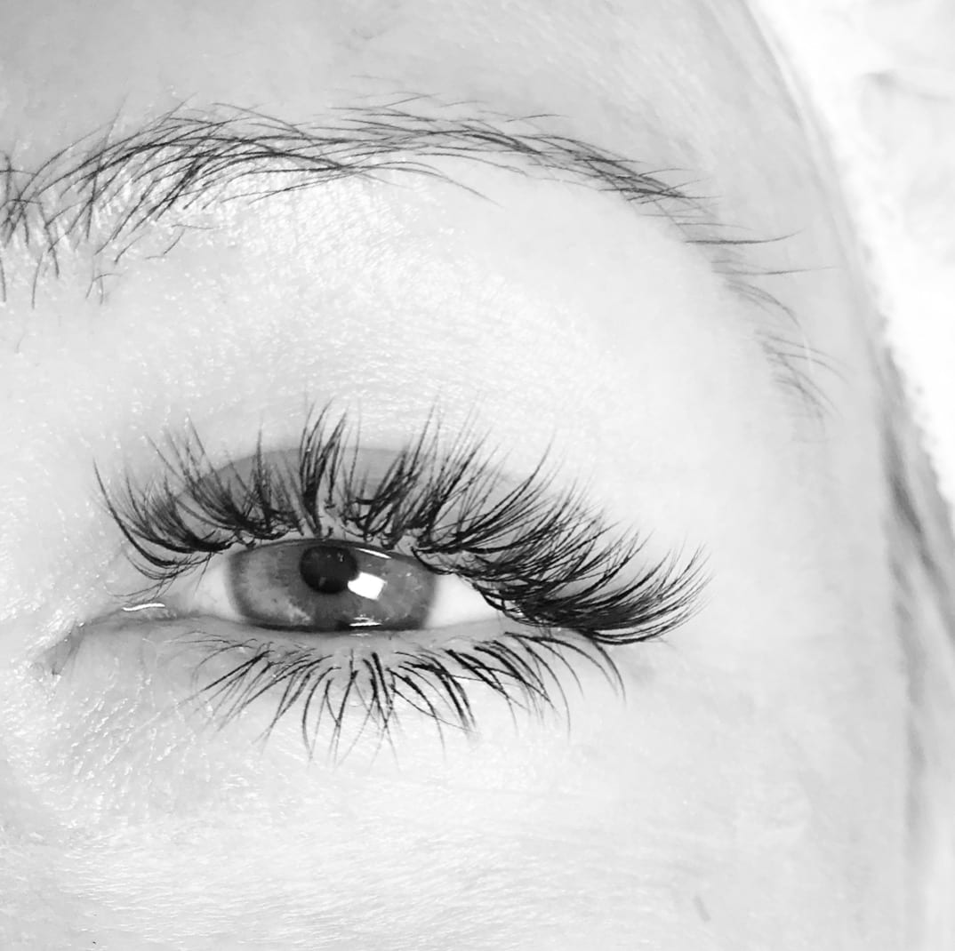 Happy Lashes, photo 4