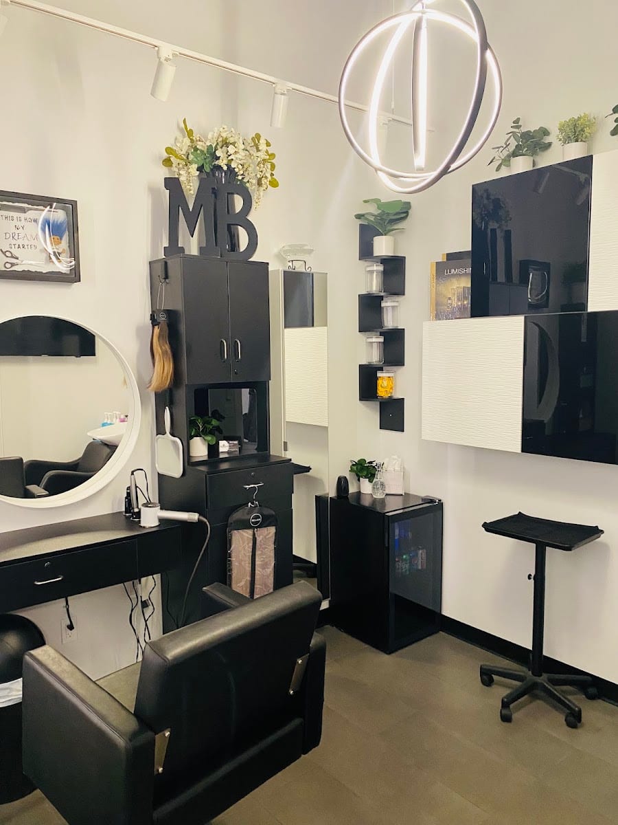 MBarclay's Hair Studio Salon, photo 2