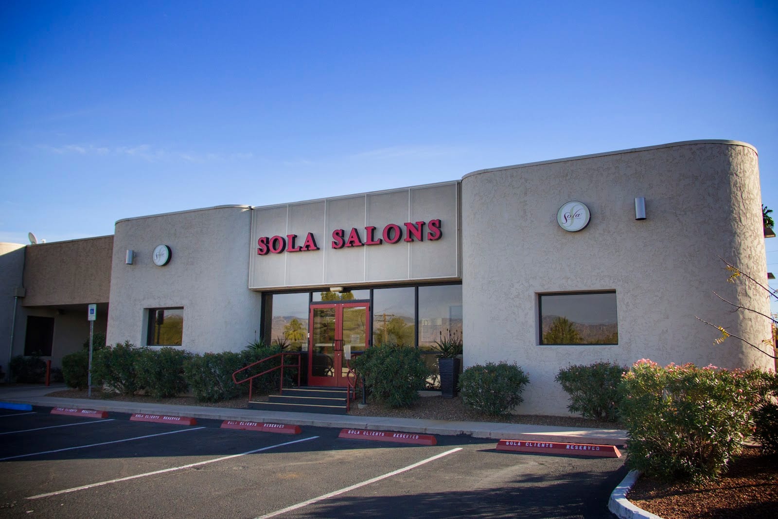 Sola Salons, photo 2