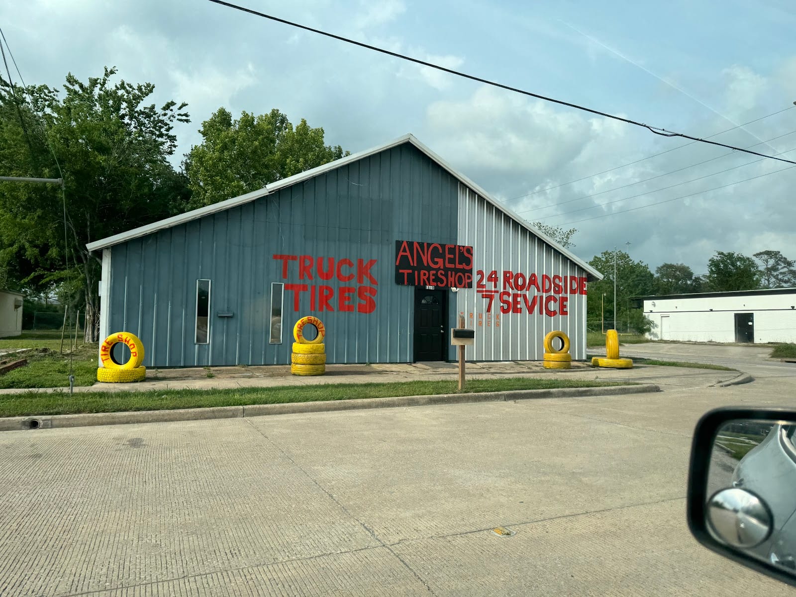 Angels Truck Tire Shop & Roadside Assistance 24/7, photo 2