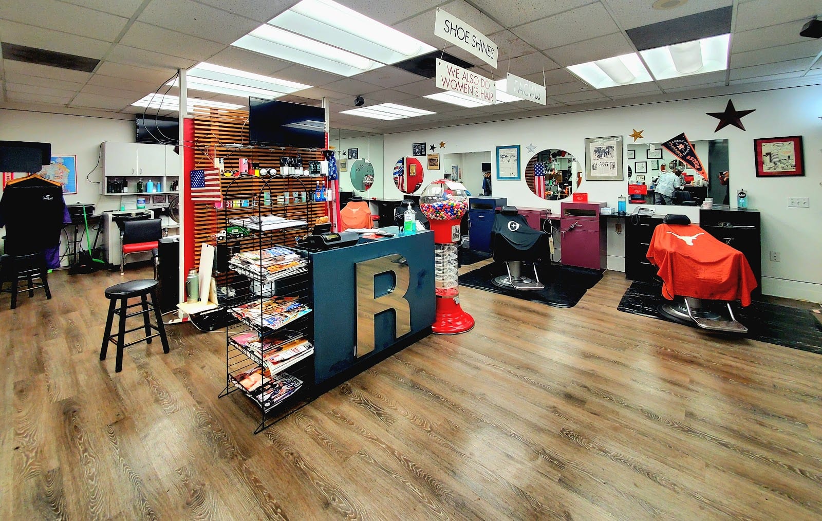 Red's Barber Shop