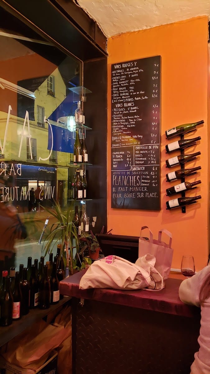 cave, bar à vin, bar à bière, cave à manger, whiskys rhums et spiritueux, photo 2