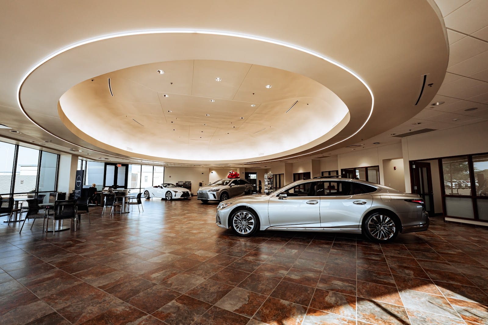 Cavender Lexus of Lubbock, photo 3
