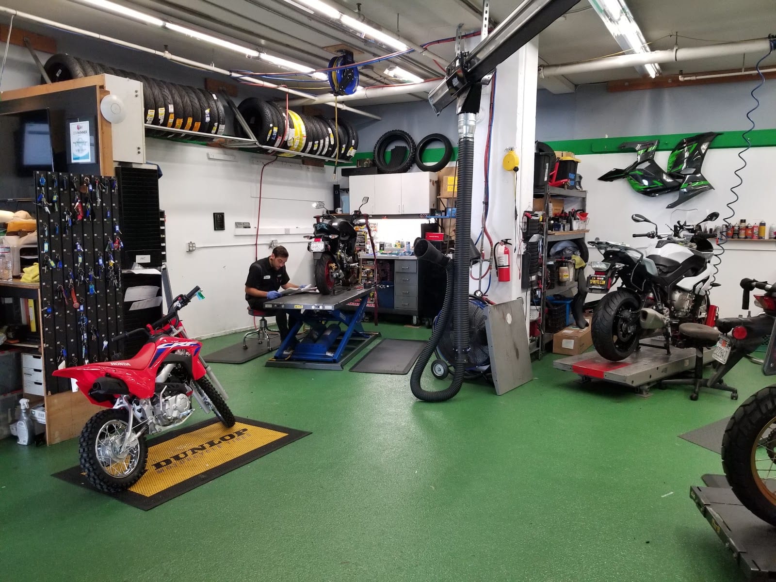 Motorcycle and Scooter Service Center