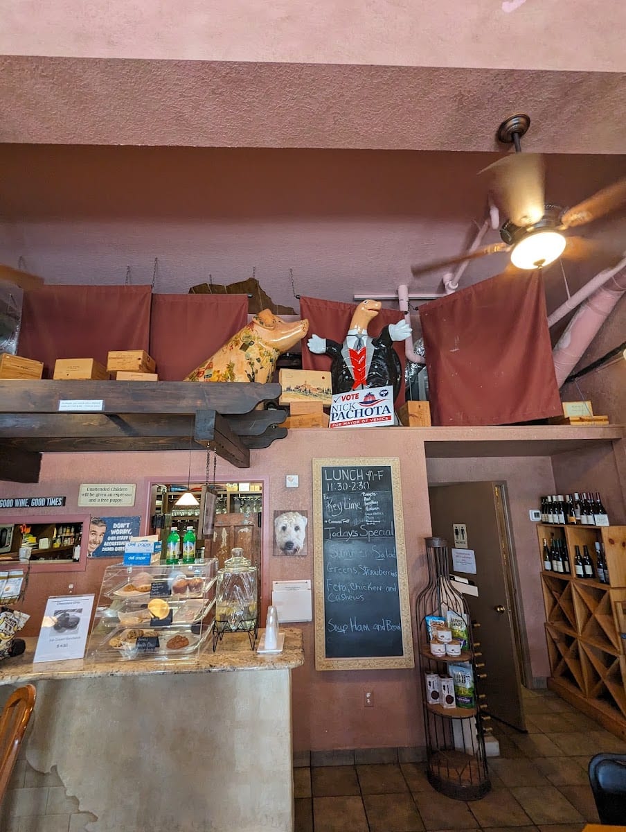 Venice Wine & Coffee Co, photo 3