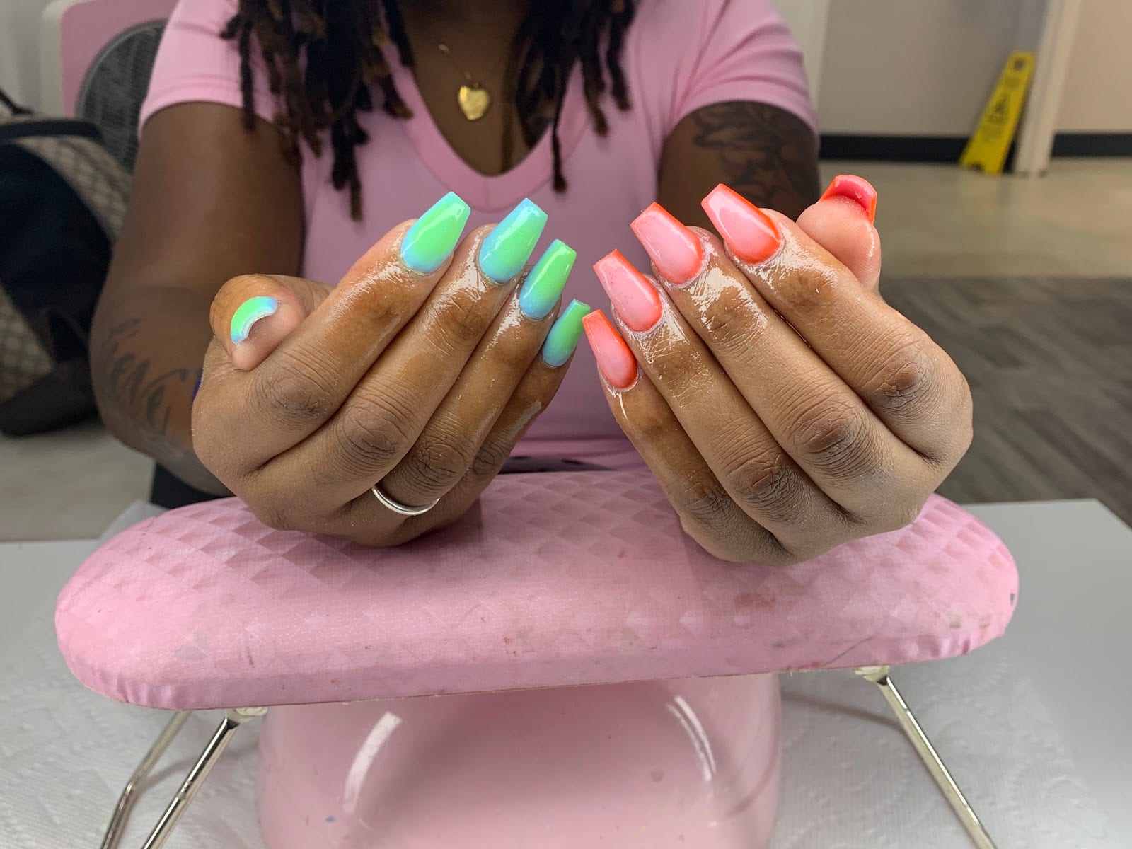 Psalms & Polish Nail Bar, photo 3