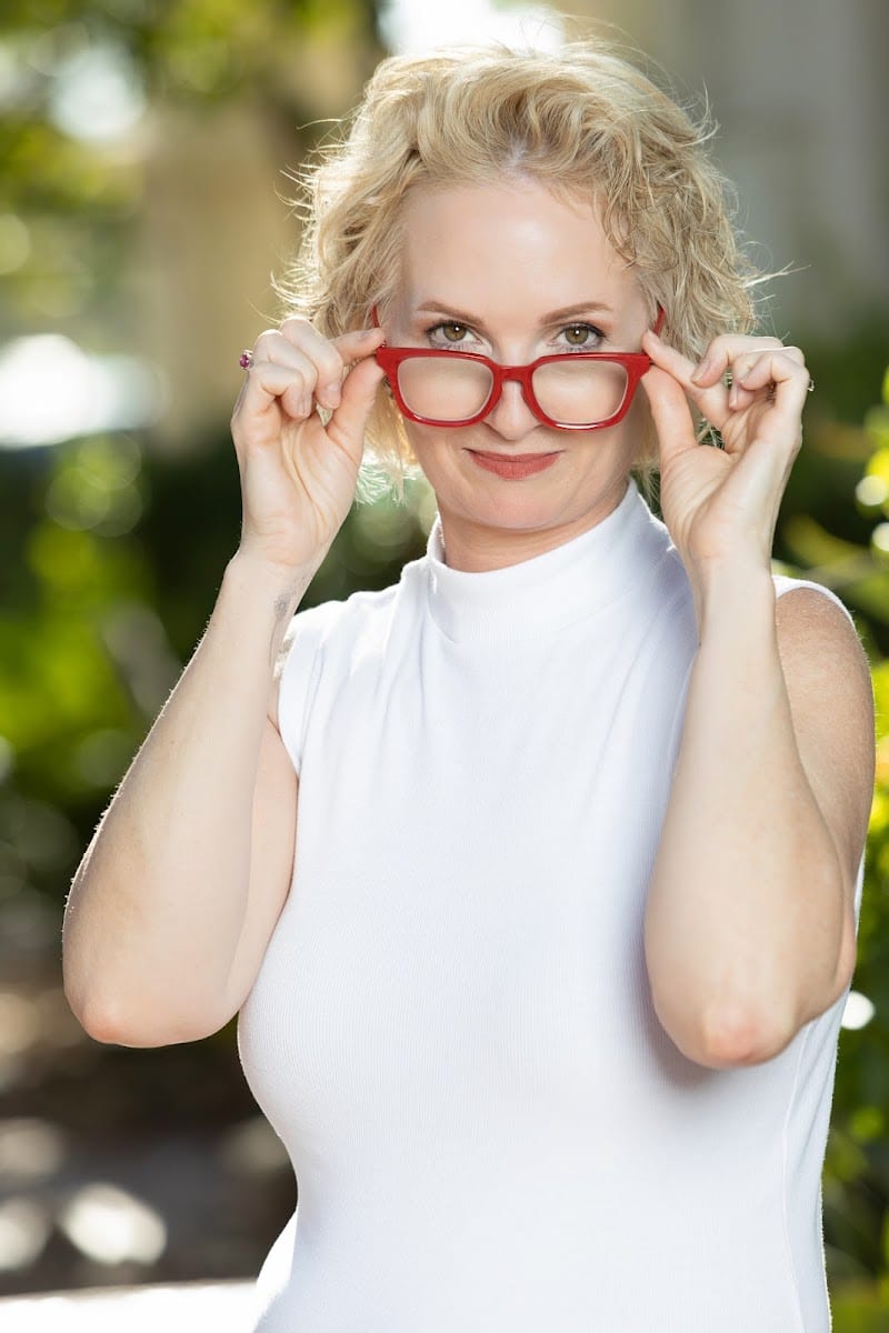 Incandescent Skin, Sugaring & Facial Treatments, photo 2