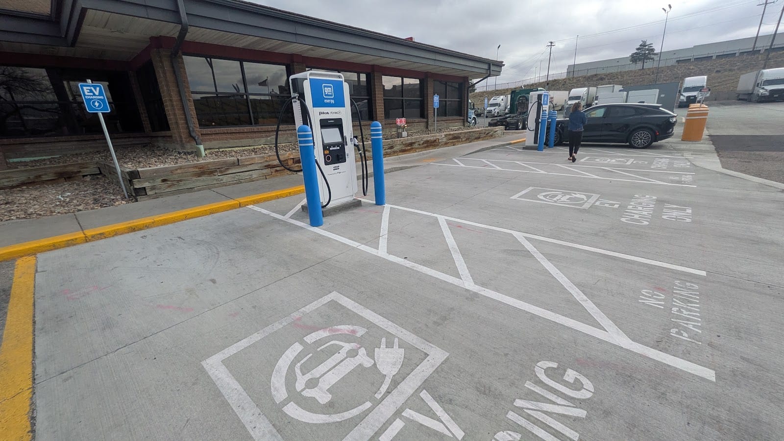 Flying J EV Charging Station, photo 4