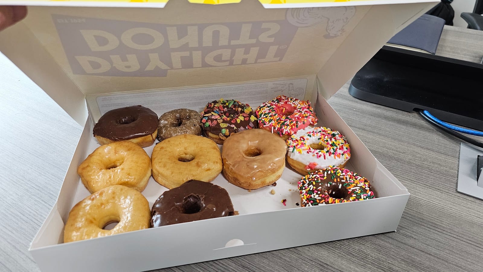Daylight Donuts, photo 3