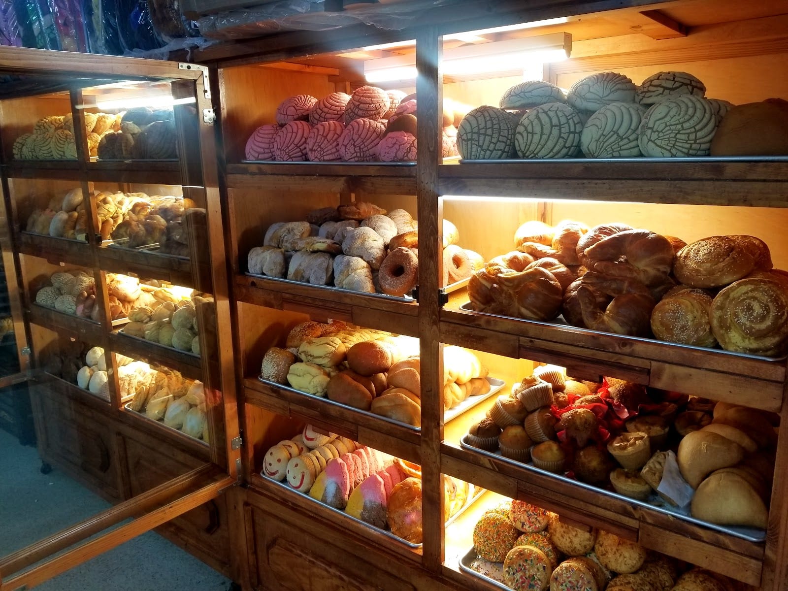 Las Delicias Bakery, photo 3