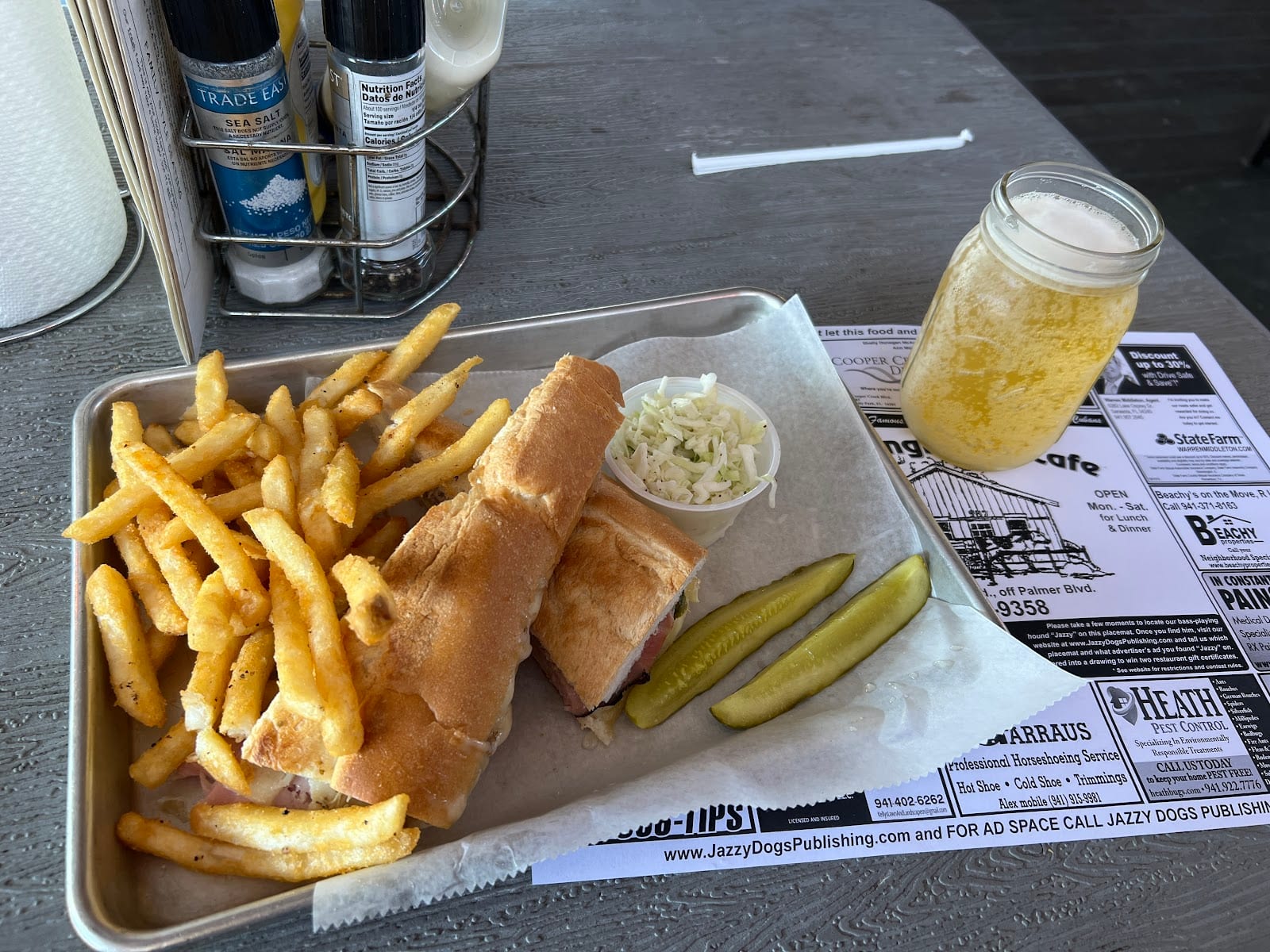 JR's Old Packinghouse Cafe