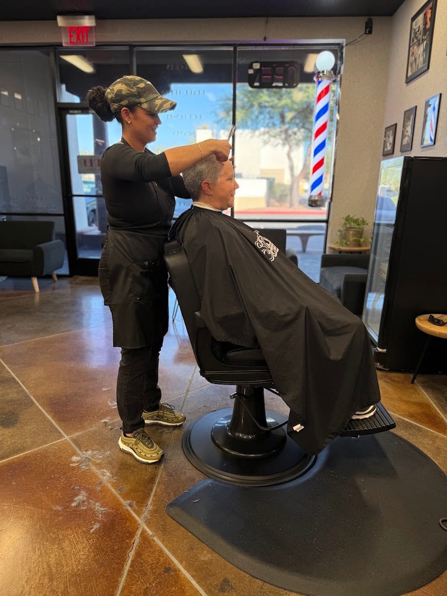Taper Barber Lounge, photo 3
