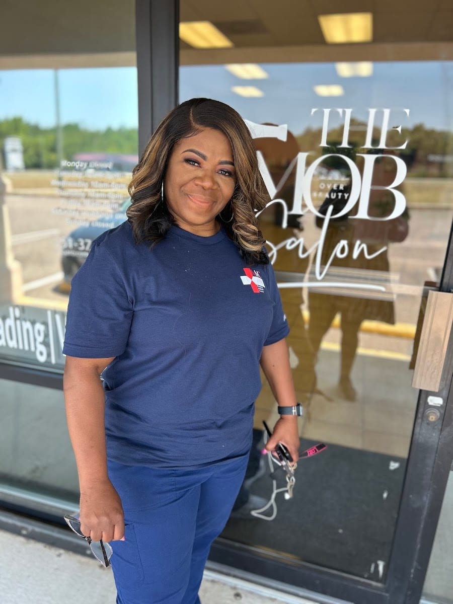 The Makeover Beauty (MOB) Salon, photo 4