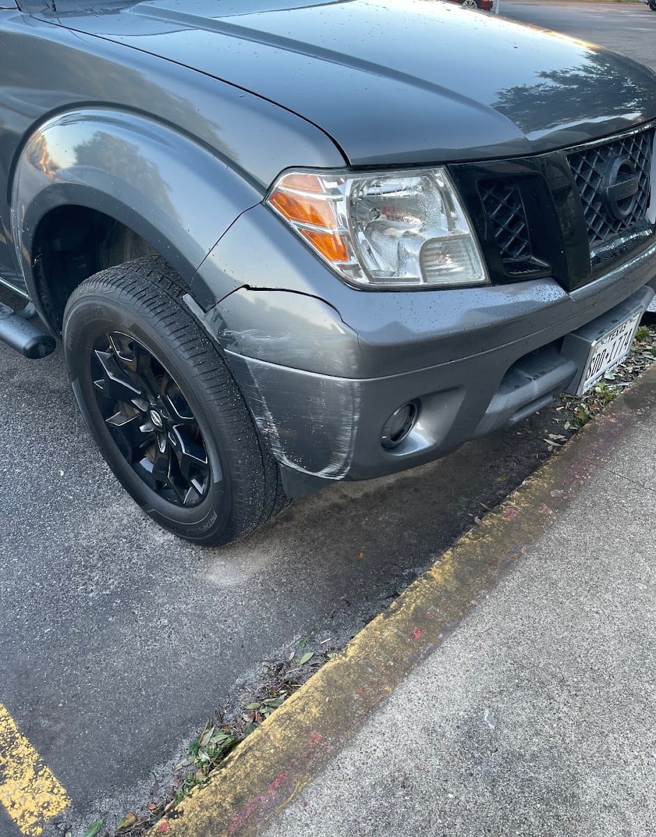Plastic Bumpers Repair (Mobile On-Site) Auto Body & Paint