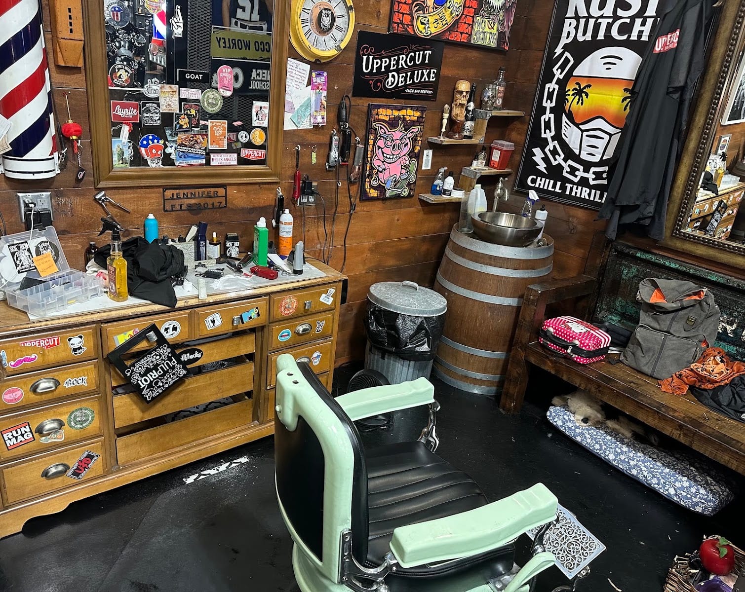 Parlor 48, photo 2